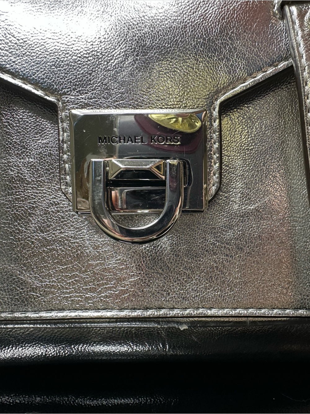 Michael Kors Manhattan Medium Metallic Silver Leather Satchel Crossbody Bag - Picture 2 of 11